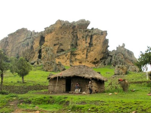 agora bet and caves